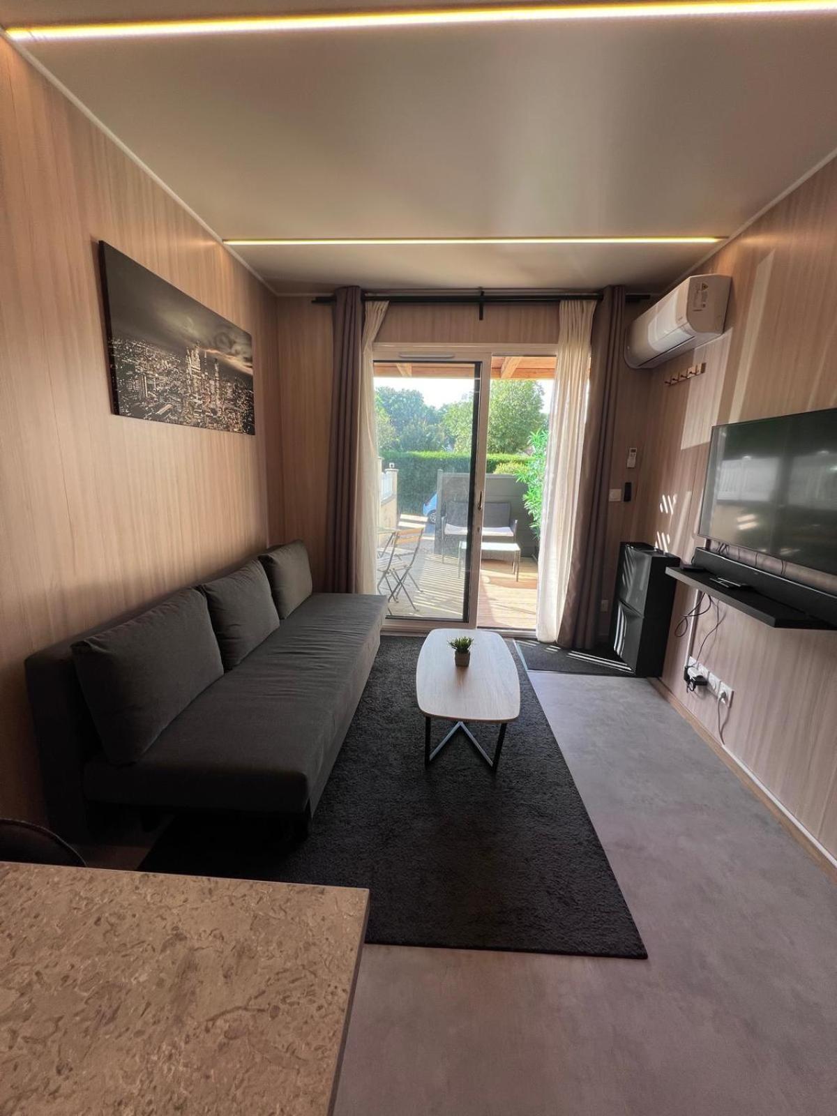 Tiny House Pour 4 A Disneyland Paris Coutevroult Bagian luar foto